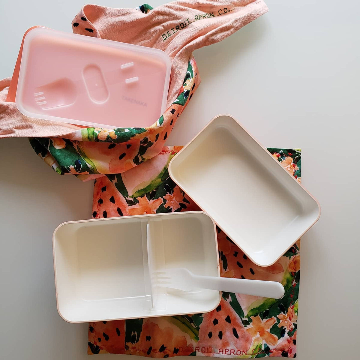 TAKENAKA Bento Box Bag From, Perfect for Lunch Time (Pink x Gray)